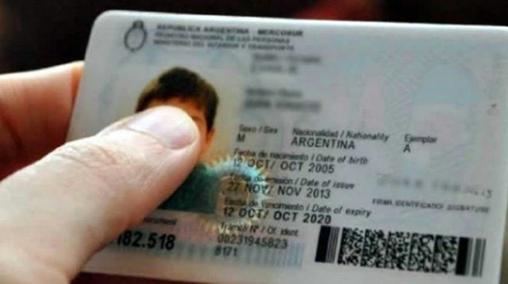 A qu&eacute; edad hay que renovar el DNI en Argentina: las dos fechas clave que ten&eacute;s que conocer