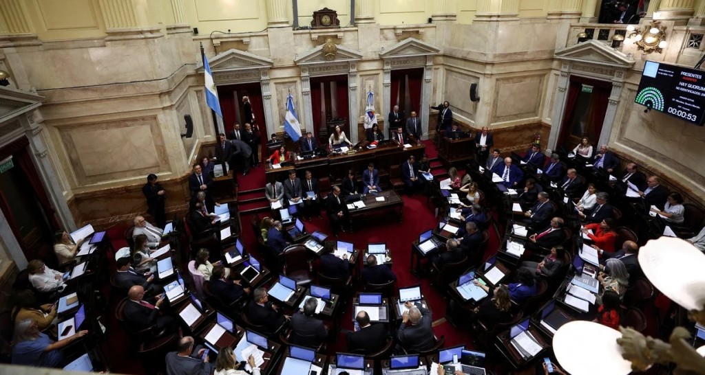 Senado aprob&oacute; con cambios la reforma de la carta org&aacute;nica del BCRA y la remiti&oacute; a Diputados