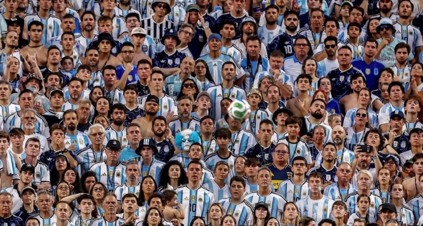La selecci&oacute;n argentina podr&iacute;a reencontrarse con sus hinchas en la pr&oacute;xima fecha FIFA