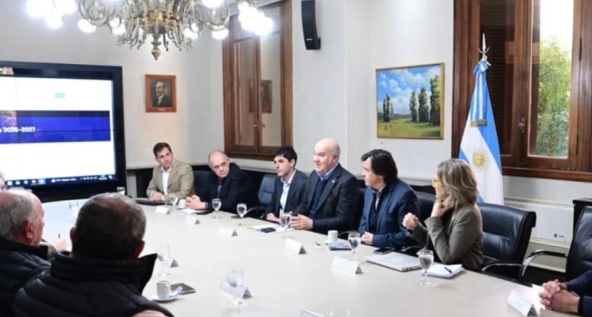 Naci&oacute;n y la Mesa de Enlace coordinan medidas preventivas ante posibles excesos h&iacute;dricos
