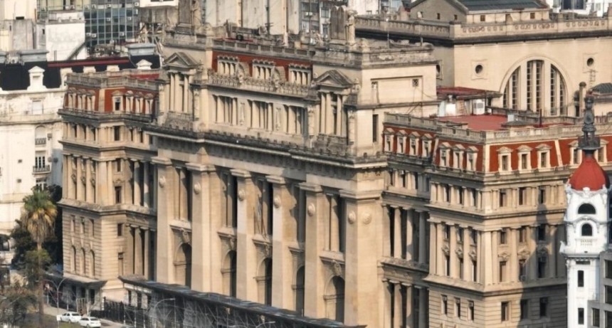 La Corte nacional revoc&oacute; el fallo que frenaba la derogaci&oacute;n de la Ley de Tierras