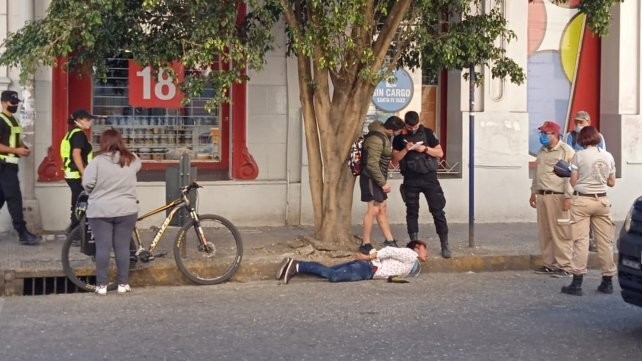 Linchamientos en Rosario: escenas que se vuelven cotidianas y generan una nueva grieta 