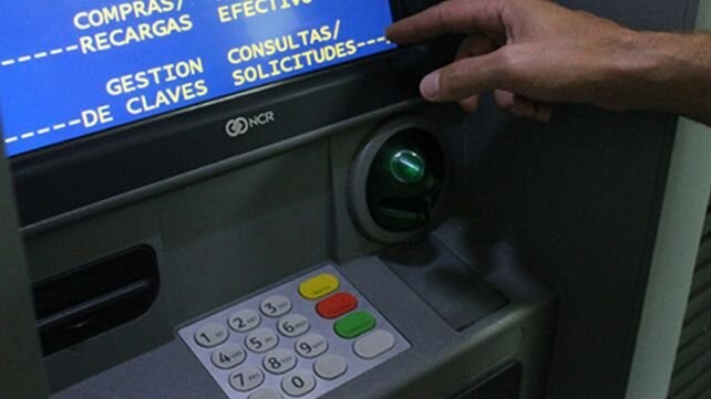 Una falla en el sistema impidió operar en cajeros automáticos y con pagos en línea