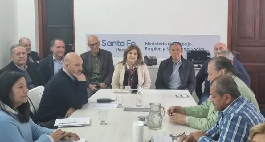 Santa Fe: en un marco de tensión, el gobierno recibe al gremio docente tras los descuentos salariales por paros