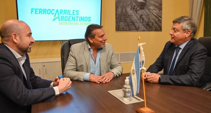 Mirolo se reuni&oacute; con el embajador argentino en Paraguay, Domingo Peppo