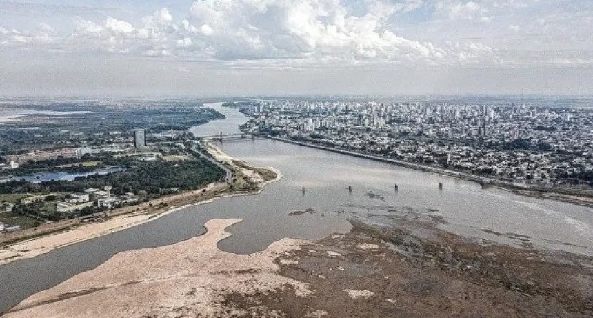 El r&iacute;o Paran&aacute; crecer&iacute;a un metro en dos semanas en el puerto Santa Fe y volver&iacute;a a valores normales