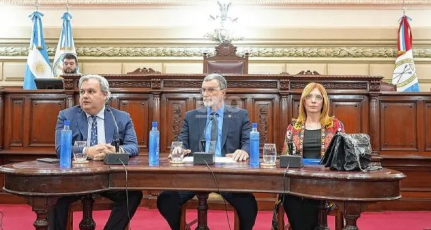 Tensi&oacute;n y fuertes cruces entre diputados y funcionarios de seguridad por los fondos de la emergencia