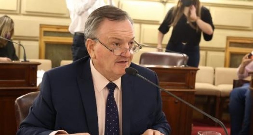 Presupuesto: Desde la oposici&oacute;n destacan la modificaci&oacute;n de un art&iacute;culo que destinar&aacute; m&aacute;s fondos a paritarias, salud y transporte 