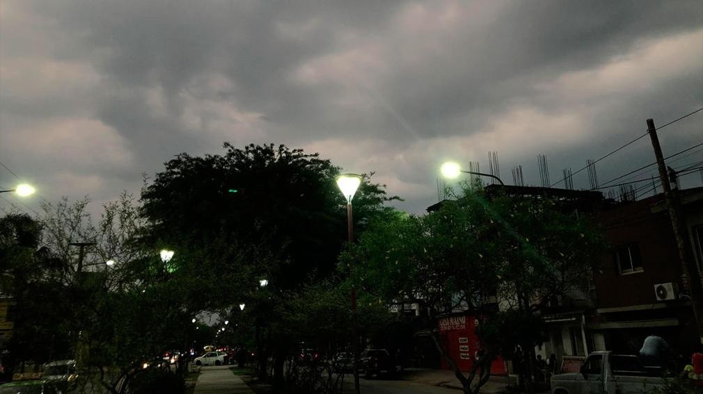 Después de un día caluroso, llegaron las lluvias a la Madre de Ciudades