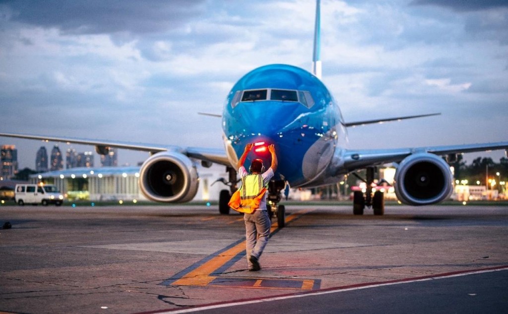 El Gobierno le quitó la exclusividad a Aerolíneas Argentinas en Aeroparque