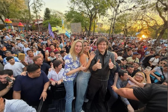 Milei recorrió Corrientes junto a Virginia Gallardo: “No aflojen