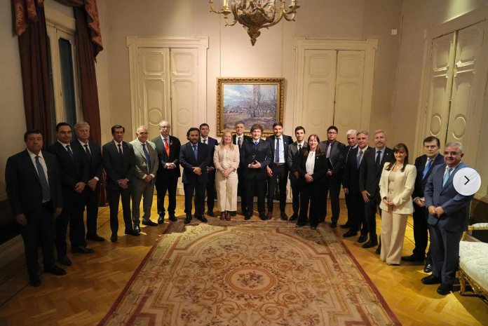 Milei se reunió con 20 gobernadores en Casa Rosada para impulsar reformas
