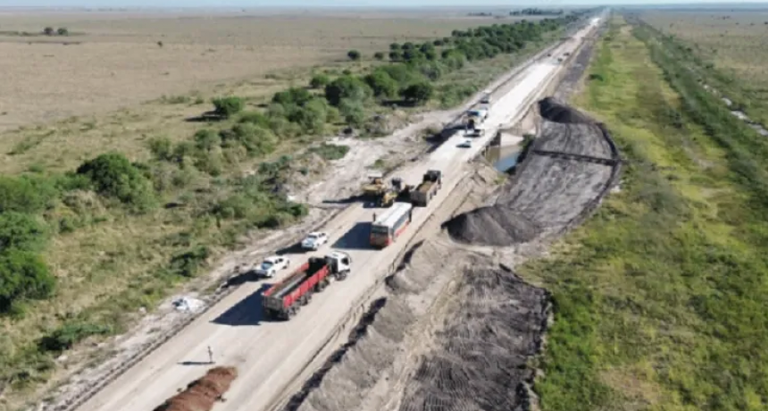 Impulsan la pavimentación de rutas en la Cuña Boscosa