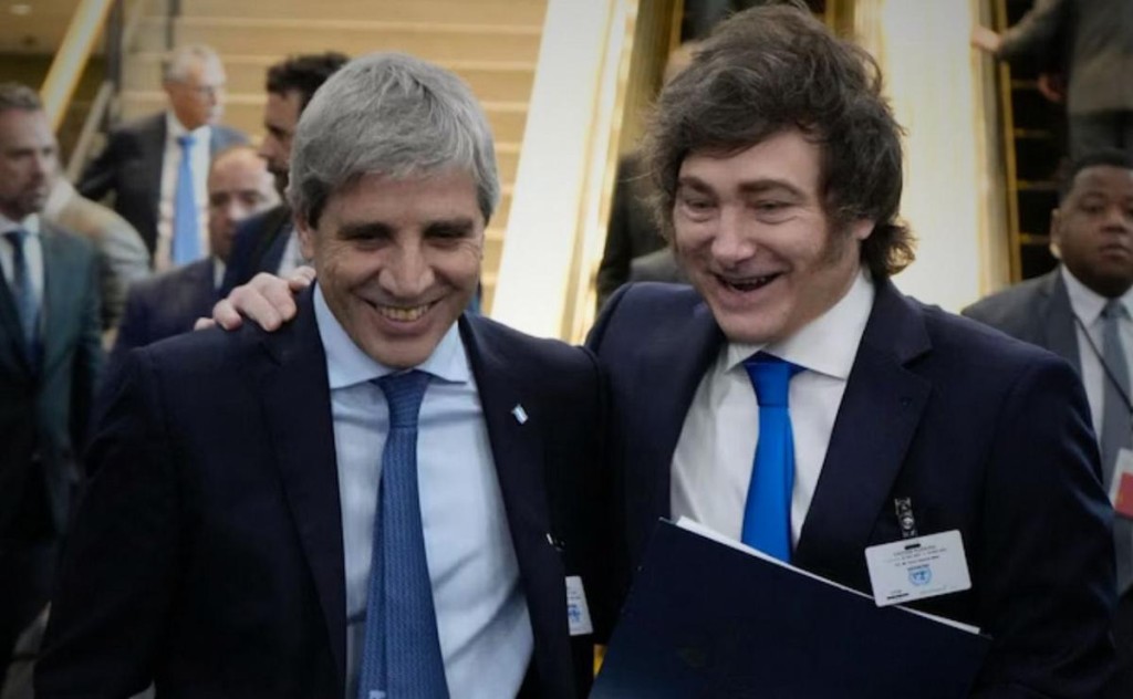 Caputo justific&oacute; la suba del riesgo pa&iacute;s por el contexto global y Santilli elogi&oacute; a los gobernadores