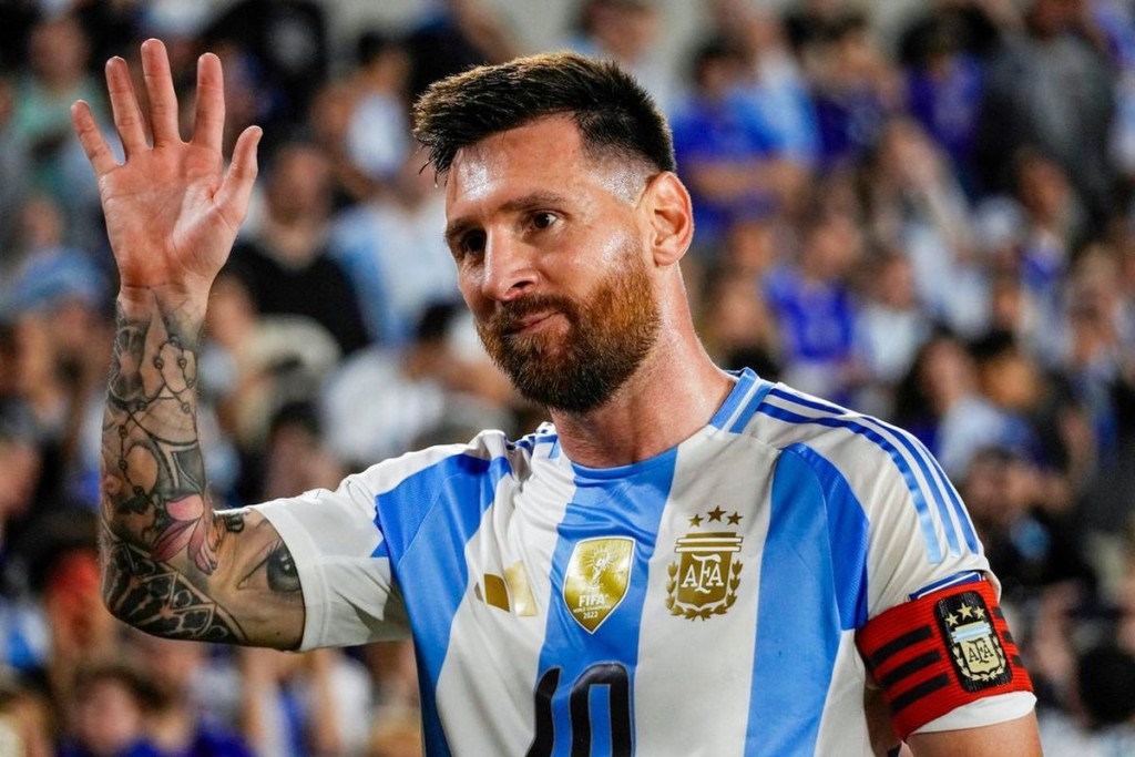 Se conoci&oacute; qui&eacute;n cantar&aacute; el himno argentino en la despedida de Messi ante Ben&iacute;n