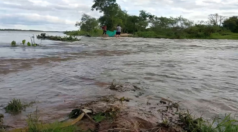 Fen&oacute;meno El Ni&ntilde;o en Reconquista: esperan el pico de la crecida del r&iacute;o Paran&aacute; esta semana