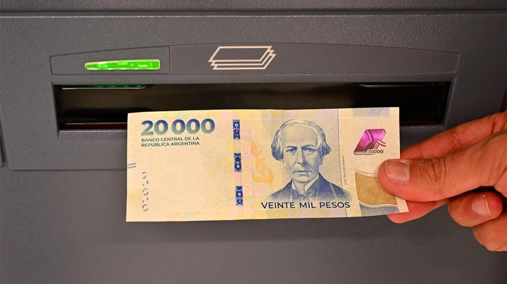Planes de Emergencia: anunciaron el cronograma de pagos de octubre y la primera cuota del bono