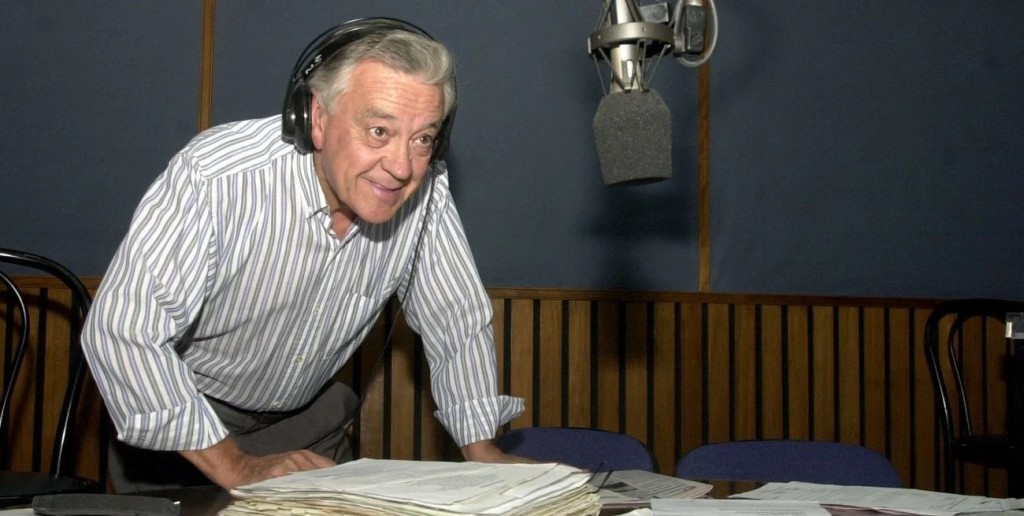 Cacho Gal&eacute; y aquella radio que hac&iacute;a m&aacute;s cortas las noches