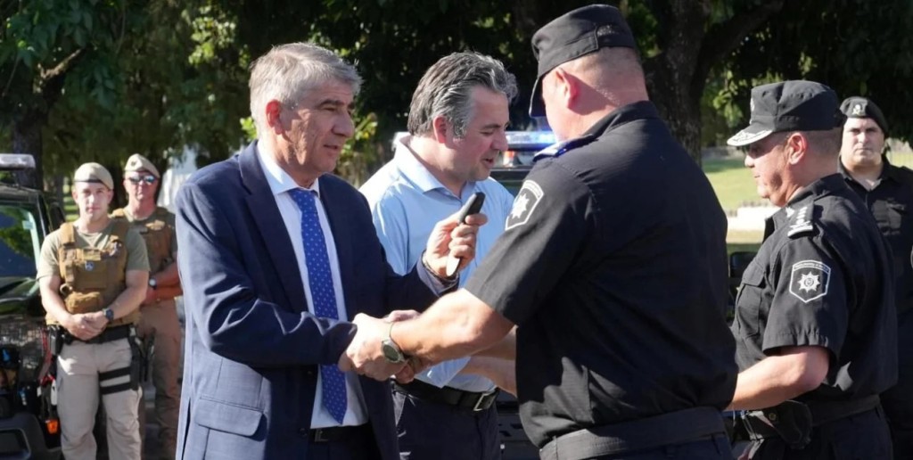 Bastia y Cococcioni con Diputados de Unidos por las leyes de seguridad p&uacute;blica de Santa Fe