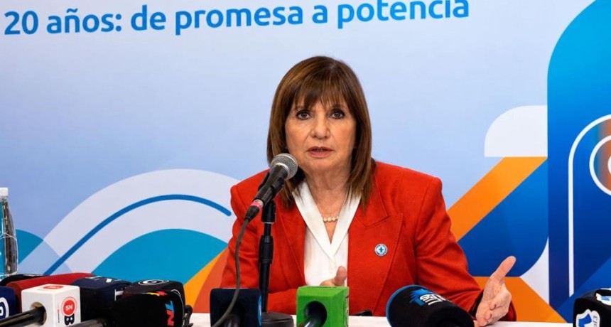 Bullrich le parti&oacute; la pantalla a Milei