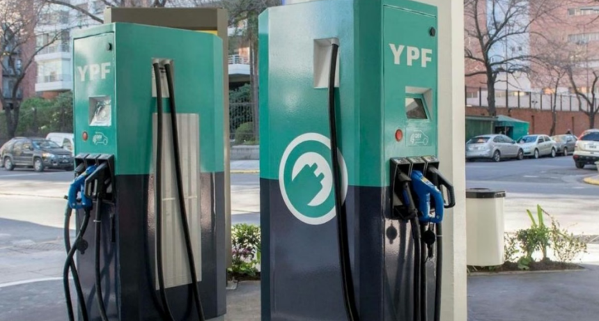 Autos el&eacute;ctricos en Santa Fe: ya hay m&aacute;s de 2.500 nuevos veh&iacute;culos, pero la ciudad todav&iacute;a no tiene cargadores p&uacute;blicos
