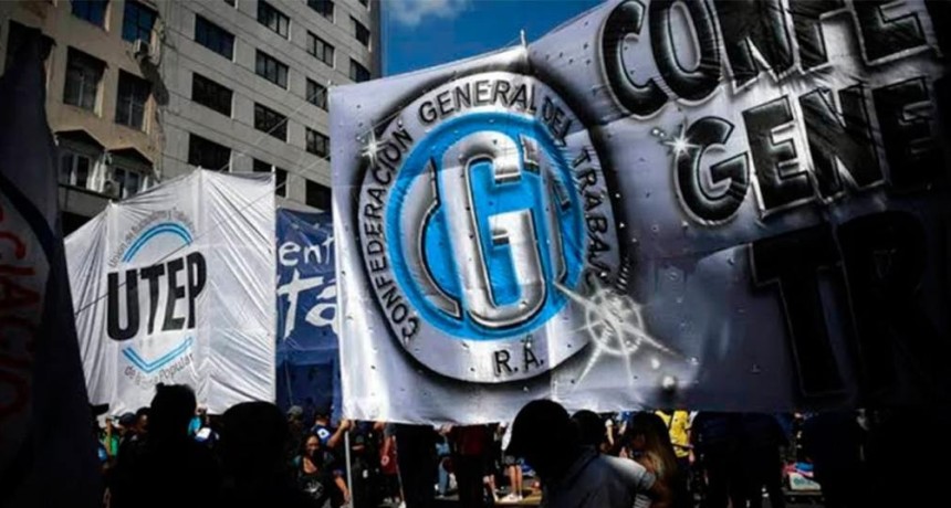 La CGT march&oacute; contra el Gobierno y alert&oacute; por el cierre de empresas y la p&eacute;rdida de empleos