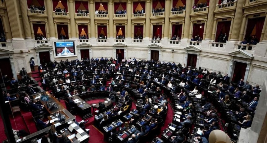 Jugada para blindar el DNU 70: el oficialismo restituy&oacute; l&iacute;mites a la venta de tierras a extranjeros