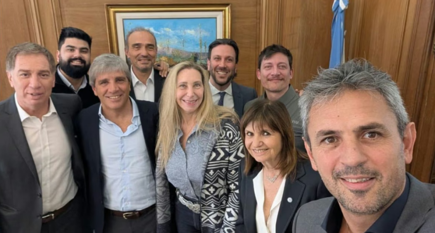 La mesa pol&iacute;tica del Gobierno nacional se reuni&oacute; para revisar la agenda legislativa y la evoluci&oacute;n del fen&oacute;meno El Ni&ntilde;o