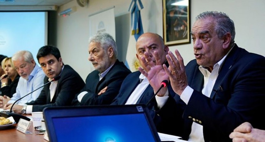 Coninagro llev&oacute; al Congreso un proyecto para reconvertir planes sociales por trabajo en cooperativas agr&iacute;colas