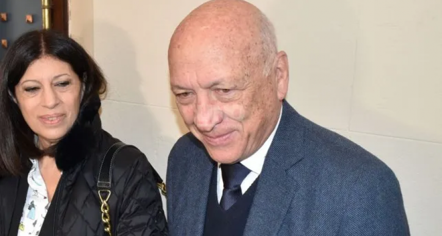 Bonfatti pidi&oacute; a Fiscal&iacute;a saber si su nombre aparece en una causa judicial