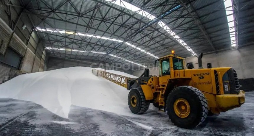 Alerta por posible desabastecimiento de fertilizantes y agroqu&iacute;micos