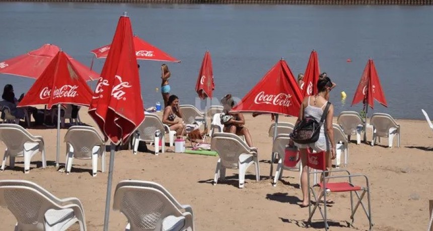 Este a&ntilde;o los santafesinos se podr&aacute;n ba&ntilde;ar en la Set&uacute;bal: habilitaron los balnearios