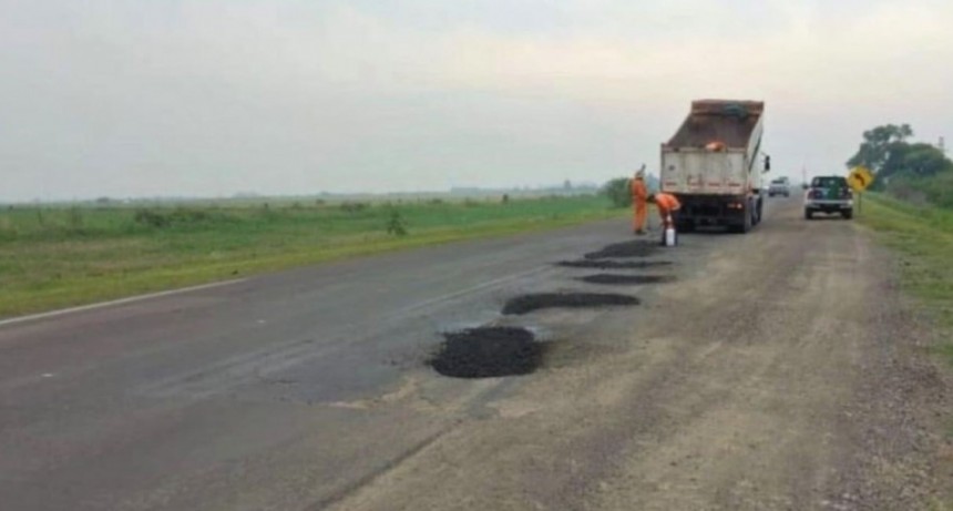 Tras el emplazamiento de la Justicia, reparan un tramo de la ruta 11 en el norte santafesino