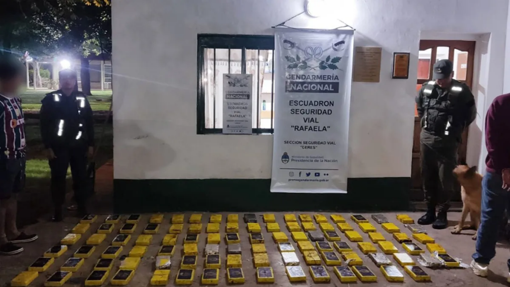 Sospechan que el cargamento de cocaína interceptado en Ceres iba a una ciudad de la provincia de Buenos Aires