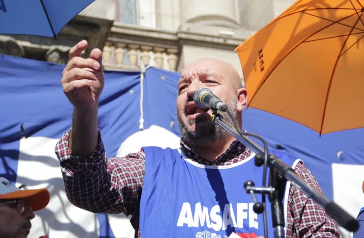 AMSAFE denunció ajuste salarial y desmintió que los sueldos docentes hayan empatado a la inflación