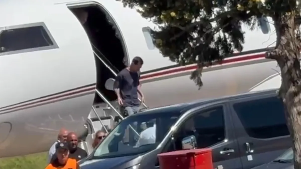 Lionel Messi en Santa Fe: así fue la llegada del astro al aeropuerto de Sauce Viejo