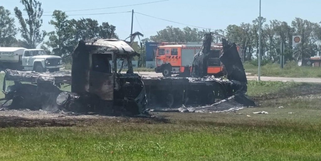 Un choque entre camiones en el cruce de la Ruta 34 con la 39 dejó dos muertos