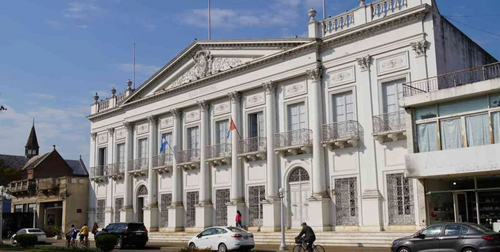 Esperanza se destaca en un ranking nacional por su baja presión tributaria