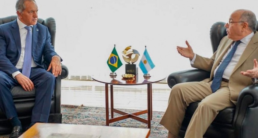 Scioli y Haddad se reunieron para "concretar la integraci&oacute;n econ&oacute;mica" entre Argentina y Brasil