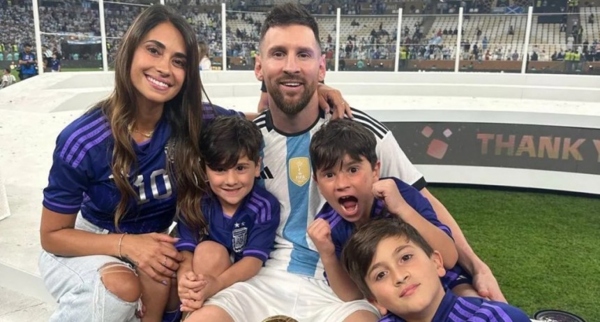 Lionel Messi volvi&oacute; a Par&iacute;s pero fue su hijo Ciro quien se rob&oacute; todas las miradas por un peculiar motivo