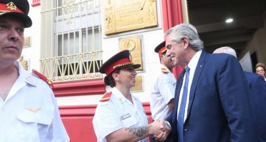 Alberto Fern&aacute;ndez lanz&oacute; el Seguro Nacional de Bomberos Voluntarios 