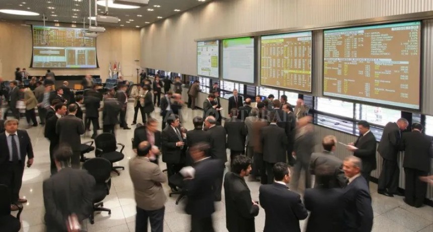  CRA propuso cambiar la pizarra de granos por el mercado a t&eacute;rmino