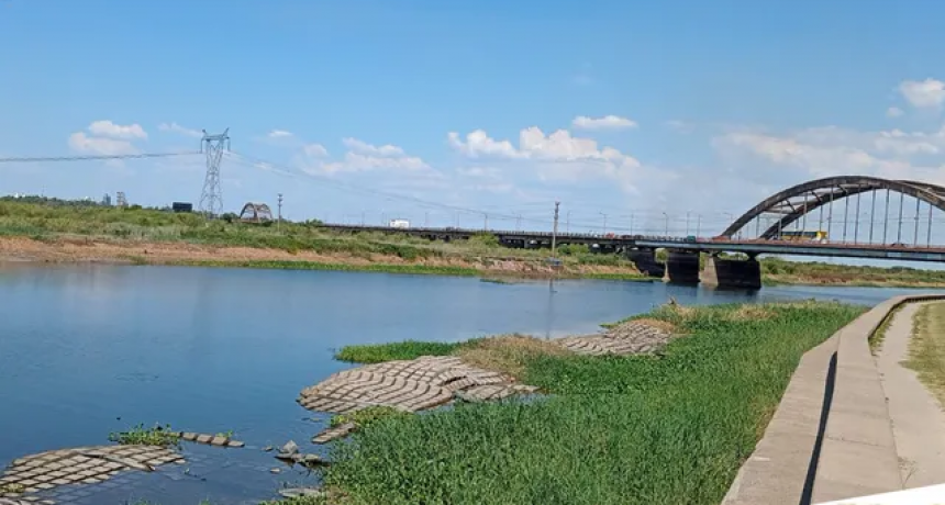 El Salado sufre la falta de lluvias y en Santo Tom&eacute; el r&iacute;o baj&oacute; casi tres metros en 50 d&iacute;as