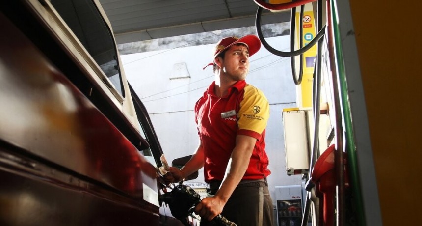 Shell aument&oacute; el precio de sus combustibles en un 4 por ciento