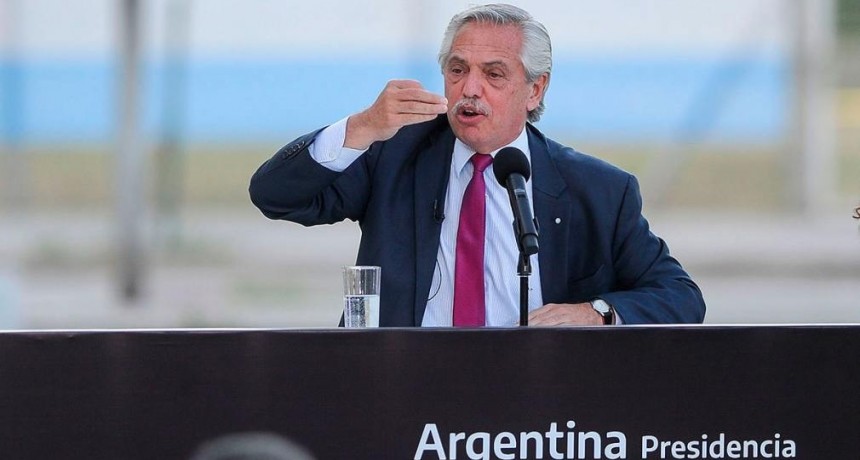 "Somos la segunda econom&iacute;a que m&aacute;s creci&oacute; en el mundo despu&eacute;s de China", dijo Alberto Fern&aacute;ndez