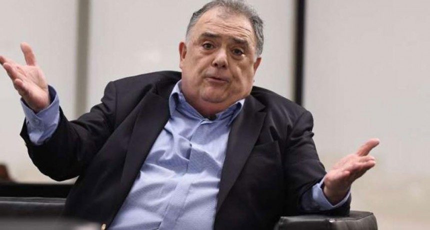 Para el diputado Vald&eacute;s, "no es un capricho" del oficialismo impulsar juicio pol&iacute;tico a la Corte Suprema