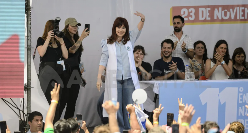 Reforma constitucional: Cristina Kirchner blanqueó su preferencia en Santa Fe y el PJ busca armar el rompecabezas electoral