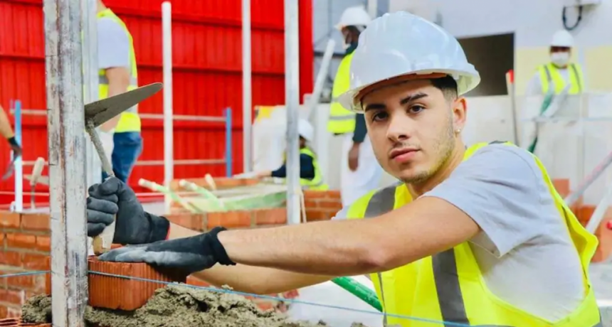 Ser joven en Argentina: 6 de cada 10 trabajan como informales y son pobres