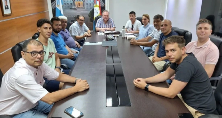 Michlig y clubes de San Cristóbal avanzaron en la organización de una noche de carnavales
