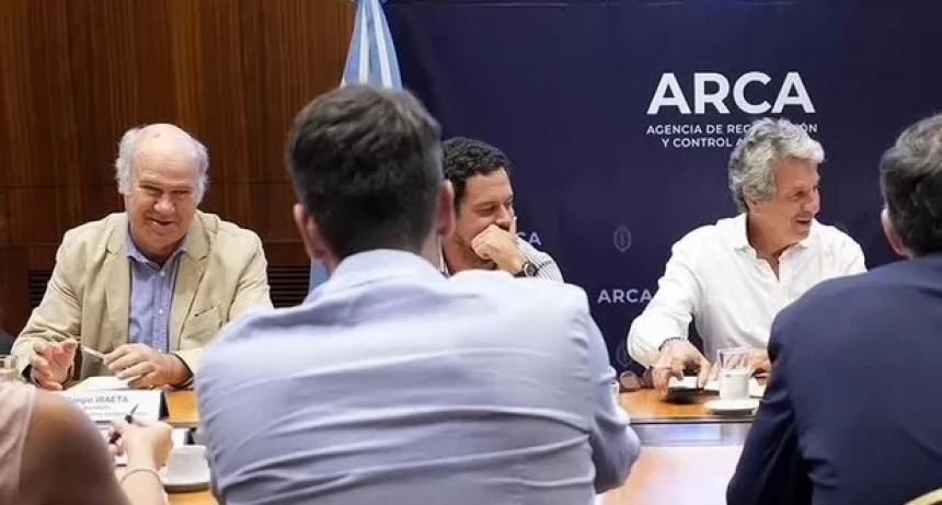 Pazo a Pazo, parece que se van al mazo: Analizan suspender la licitación para imponer la trazabilidad individual de los bovinos porque la empresa que ganó no tendría la cantidad de caravanas electrónicas que prometió